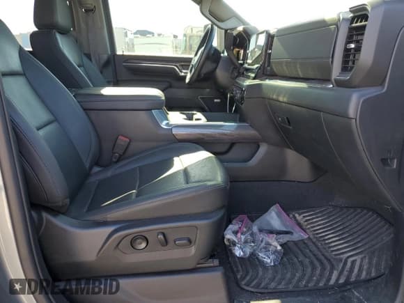 ✅ 2024 Chevrolet Silverado 2500HD LTZ • VIN: 2GC4YPEY4R1207672 • Лот: 90295975. Опубликован ранее на Copart с пробегом 51 212 миль. Бесплатный доступ к архиву аукционных продаж из США и подробный отчёт об истории автомобиля на DreamBid. Изображение 5.