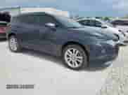 2021 Chevrolet Blazer LT z VIN 3GNKBJR45MS520568, wystawiony jako Copart lot #50696095 z przebiegiem 43 676 mil mil oraz Szkoda całkowita • Salvage title. Historia ofert i sprzedaży dostępna na DreamBid. Obrazek 4.