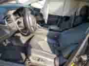 2019 Toyota Camry LE z VIN 4T1B11HK5KU710245, wystawiony jako Copart lot #80063825 z przebiegiem 166 126 mil mil oraz Szkoda całkowita • Salvage title. Historia ofert i sprzedaży dostępna na DreamBid. Obrazek 7.