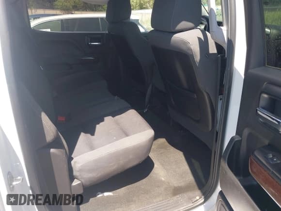 ✅ 2014 GMC Sierra 1500 SLE • VIN: 3GTU2UEC8EG371836 • Lot: 42824756. Wystawiony na IAAI z przebiegiem 220 931 mil. Bezpłatny archiwum sprzedaży aukcyjnych z USA i szczegółowy raport historii pojazdu na DreamBid. Zdjęcie 8.