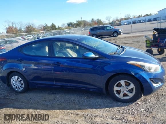 ✅ 2016 Hyundai Elantra SE • VIN: 5NPDH4AE7GH761388 • Lot: 43601368. Listed on IAAI with 230,739 mi. Free auction sales archive from the USA and detailed vehicle history report at DreamBid. Image 13.