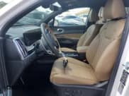 ✅ 2025 Kia Sorento X-Line SX Prestige • VIN: 5XYRKDJF7SG316598 • Lot: 55915245. Wystawiony na Copart z przebiegiem 7 335 mil. Bezpłatny archiwum sprzedaży aukcyjnych z USA i szczegółowy raport historii pojazdu na DreamBid. Zdjęcie 7.