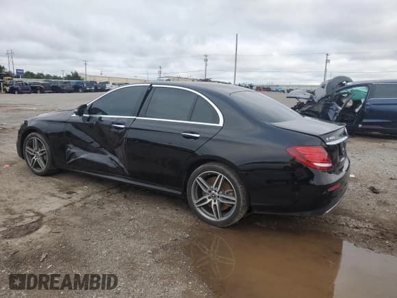 ✅ 2019 Mercedes-Benz E 450 • VIN: WDDZF6JB4KA493158 • Lot: 70905525. Wystawiony na Copart z przebiegiem 53 025 mil. Bezpłatny archiwum sprzedaży aukcyjnych z USA i szczegółowy raport historii pojazdu na DreamBid. Zdjęcie 2.