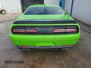 ✅ 2017 Dodge Challenger T/A 392 • VIN: 2C3CDZFJ2HH588906 • Lot: 76958264. Wystawiony na Copart z przebiegiem 46 926 mil. Bezpłatny archiwum sprzedaży aukcyjnych z USA i szczegółowy raport historii pojazdu na DreamBid. Zdjęcie 6.