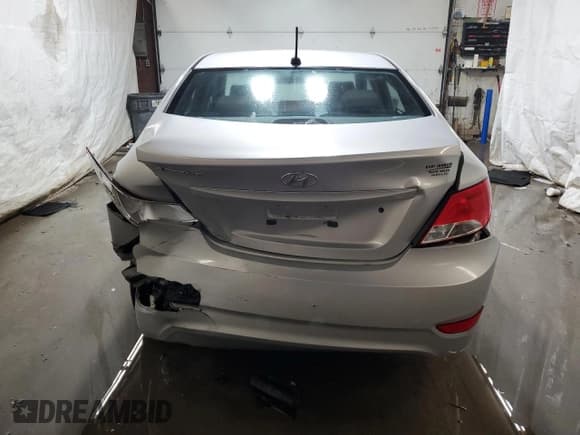 ✅ 2017 Hyundai Accent SE • VIN: KMHCT4AE4HU306091 • Лот: 77344614. Опубликован ранее на Copart с пробегом 72 569 миль. Бесплатный доступ к архиву аукционных продаж из США и подробный отчёт об истории автомобиля на DreamBid. Изображение 6.