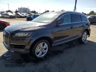 ✅ 2011 Audi Q7 Premium Plus • VIN: WA1LGAFE2BD007331 • Lot: 81831045. Wystawiony na Copart z przebiegiem 148 555 mil. Bezpłatny archiwum sprzedaży aukcyjnych z USA i szczegółowy raport historii pojazdu na DreamBid. Zdjęcie 1.