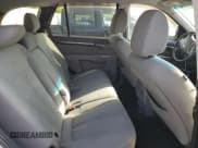 ✅ 2010 Hyundai Santa Fe GL • VIN: 5NMSG3AB1AH350194 • Lot: 50880575. Listed on Copart with 188,069 mi. Free auction sales archive from the USA and detailed vehicle history report at DreamBid. Image 11.