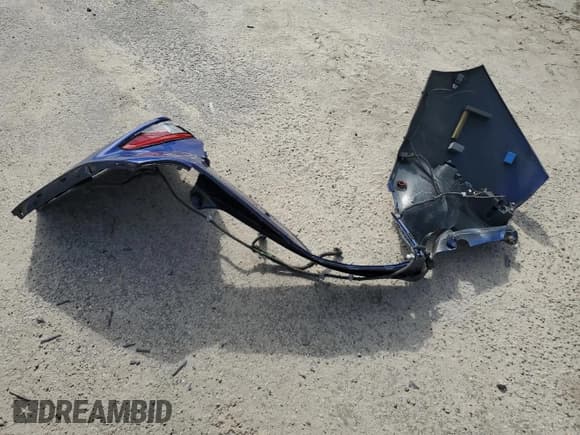 ✅ 2018 Toyota Prius Four • VIN: JTDKARFU2J3056106 • Lot: 84710295. Listed on Copart with 131,148 mi. Free auction sales archive from the USA and detailed vehicle history report at DreamBid. Image 12.