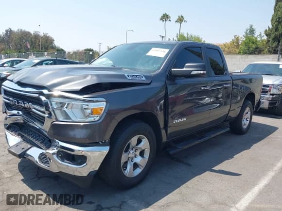 ✅ 2019 Ram 1500 Big Horn • VIN: 1C6RREBTXKN666040 • Lot: 42963146. Wystawiony na IAAI z przebiegiem 81 127 mil. Bezpłatny archiwum sprzedaży aukcyjnych z USA i szczegółowy raport historii pojazdu na DreamBid. Zdjęcie 18.