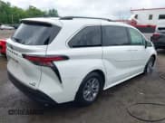 ✅ 2021 Toyota Sienna LE • VIN: 5TDBRKEC8MS008394 • Lot: 42155301. Listed on IAAI with 56,946 mi. Free auction sales archive from the USA and detailed vehicle history report at DreamBid. Image 4.