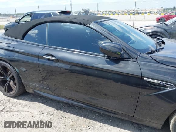 ✅ 2014 BMW M6 • VIN: WBSLZ9C52EDZ78748 • Lot: 42152435. Wystawiony na IAAI z przebiegiem 57 150 mil. Bezpłatny archiwum sprzedaży aukcyjnych z USA i szczegółowy raport historii pojazdu na DreamBid. Zdjęcie 13.