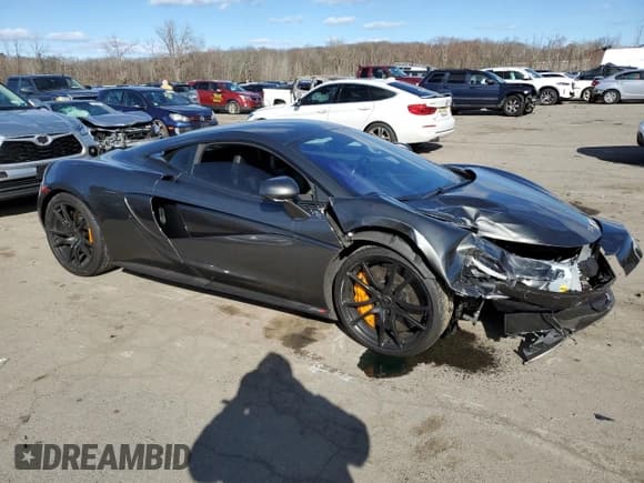 ✅ 2017 McLaren 570S • VIN: SBM13DAAXHW002218 • Lot: 41875174. Wystawiony na Copart z przebiegiem 27 857 mil. Bezpłatny archiwum sprzedaży aukcyjnych z USA i szczegółowy raport historii pojazdu na DreamBid. Zdjęcie 4.