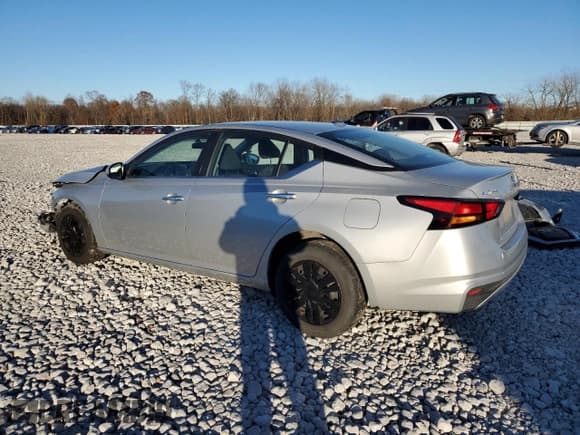 ✅ 2020 Nissan Altima S • VIN: 1N4BL4BW1LC243592 • Лот: 93188315. Опубликован ранее на Copart с пробегом 80 485 миль. Бесплатный доступ к архиву аукционных продаж из США и подробный отчёт об истории автомобиля на DreamBid. Изображение 2.