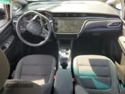 ✅ 2023 Chevrolet Bolt EV 1LT • VIN: 1G1FW6S09P4194029 • Lot: 71491774. Wystawiony na Copart z przebiegiem 28 090 mil. Bezpłatny archiwum sprzedaży aukcyjnych z USA i szczegółowy raport historii pojazdu na DreamBid. Zdjęcie 8.