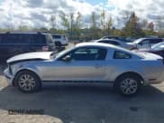 ✅ 2007 Ford Mustang Deluxe • VIN: 1ZVFT80N575312871 • Lot: 43395280. Listed on IAAI with 189,003 mi. Free auction sales archive from the USA and detailed vehicle history report at DreamBid. Image 14.