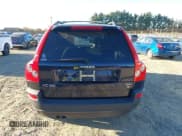 ✅ 2006 Volvo XC90 2.5L Turbo • VIN: YV4CZ592661297599 • Lot: 43617136. Wystawiony na IAAI z przebiegiem 203 883 mil. Bezpłatny archiwum sprzedaży aukcyjnych z USA i szczegółowy raport historii pojazdu na DreamBid. Zdjęcie 17.