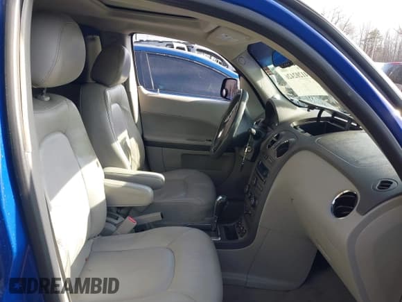 ✅ 2008 Chevrolet HHR LT • VIN: 3GNDA53P88S615931 • Lot: 41202426. Listed on IAAI with 179,348 mi. Free auction sales archive from the USA and detailed vehicle history report at DreamBid. Image 5.