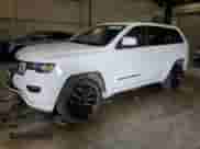 2018 Jeep Grand Cherokee Altitude z VIN 1C4RJFAG4JC397098, wystawiony jako Copart lot #82310585 z przebiegiem 138 914 mil mil oraz Szkoda całkowita • Salvage title. Historia ofert i sprzedaży dostępna na DreamBid. Obrazek 1.