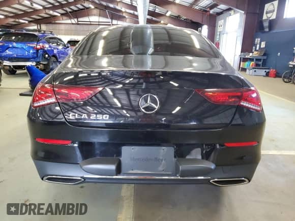 2022 Mercedes-Benz CLA 250 z VIN W1K5J4GB4NN290437, wystawiony jako Copart lot #63054925 z przebiegiem 63 580 mil mil oraz Szkoda całkowita • Salvage title. Historia ofert i sprzedaży dostępna na DreamBid. Obrazek 6.