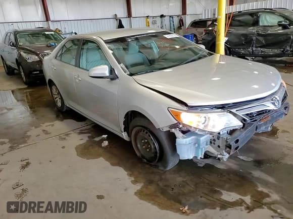 ✅ 2013 Toyota Camry LE • VIN: 4T4BF1FKXDR313708 • Лот: 91858105. Опубликован ранее на Copart с пробегом 155 783 миль. Бесплатный доступ к архиву аукционных продаж из США и подробный отчёт об истории автомобиля на DreamBid. Изображение 13.