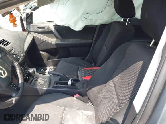 ✅ 2012 Mazda 3 i Touring • VIN: JM1BL1V77C1611119 • Lot: 42177506. Wystawiony na IAAI z przebiegiem 91 970 mil. Bezpłatny archiwum sprzedaży aukcyjnych z USA i szczegółowy raport historii pojazdu na DreamBid. Zdjęcie 5.