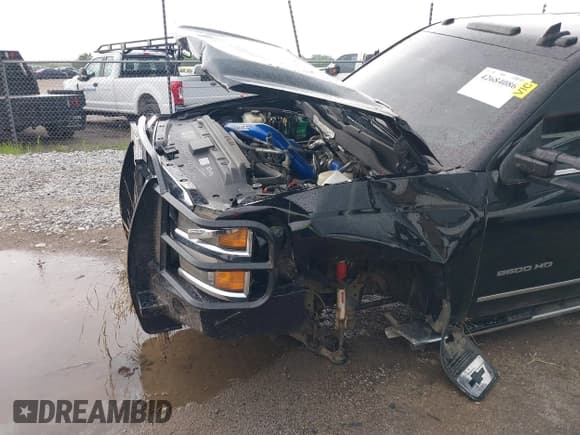 ✅ 2016 Chevrolet Silverado 2500HD LTZ • VIN: 1GC1KWE8XGF204232 • Лот: 42684086. Опубликован ранее на IAAI с пробегом Не указан. Бесплатный доступ к архиву аукционных продаж из США и подробный отчёт об истории автомобиля на DreamBid. Изображение 6.