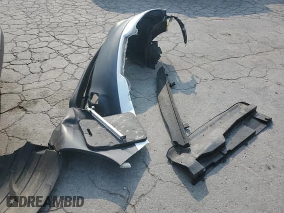 ✅ 2015 Nissan NV200 SV • VIN: 3N6CM0KN6FK693777 • Lot: 71863545. Wystawiony na Copart z przebiegiem 169 673 mil. Bezpłatny archiwum sprzedaży aukcyjnych z USA i szczegółowy raport historii pojazdu na DreamBid. Zdjęcie 13.