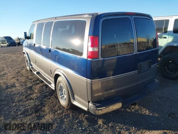 ✅ 2004 Chevrolet Express Passenger • VIN: 1GBFG15T341213642 • Lot: 43685333. Listed on IAAI with 77,577 mi. Free auction sales archive from the USA and detailed vehicle history report at DreamBid. Image 3.