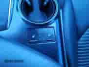 2019 Toyota Camry LE z VIN 4T1B11HK4KU272754, wystawiony jako Copart lot #89677255 z przebiegiem 148 423 mil mil oraz Czysty tytuł • Clean title. Historia ofert i sprzedaży dostępna na DreamBid. Obrazek 11.