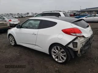 ✅ 2013 Hyundai Veloster w/Black Int • VIN: KMHTC6AD7DU135608 • Lot: 86311894. Wystawiony na Copart z przebiegiem 157 159 mil. Bezpłatny archiwum sprzedaży aukcyjnych z USA i szczegółowy raport historii pojazdu na DreamBid. Zdjęcie 2.