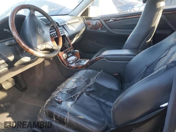 ✅ 2001 Mercedes-Benz CL AMG • VIN: WDBPJ73J71A015789 • Lot: 47043564. Wystawiony na Copart z przebiegiem Nie podano. Bezpłatny archiwum sprzedaży aukcyjnych z USA i szczegółowy raport historii pojazdu na DreamBid. Zdjęcie 7.