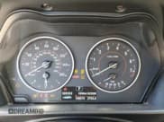 ✅ 2016 BMW 2 Series 228i • VIN: WBA1F9C55GV546740 • Lot: 70393125. Wystawiony na Copart z przebiegiem 106 679 mil. Bezpłatny archiwum sprzedaży aukcyjnych z USA i szczegółowy raport historii pojazdu na DreamBid. Zdjęcie 9.