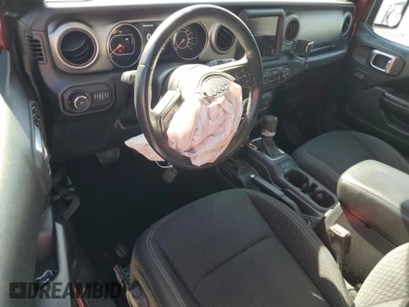 ✅ 2021 Jeep Wrangler Sport • VIN: 1C4GJXAN7MW631703 • Lot: 56120755. Wystawiony na Copart z przebiegiem 43 480 mil. Bezpłatny archiwum sprzedaży aukcyjnych z USA i szczegółowy raport historii pojazdu na DreamBid. Zdjęcie 8.