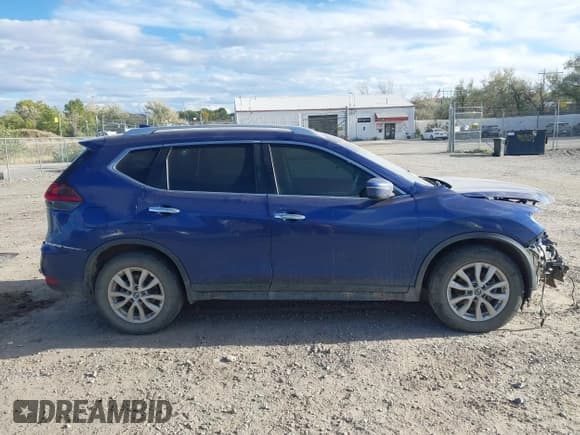 ✅ 2019 Nissan Rogue SV • VIN: KNMAT2MT9KP512393 • Лот: 43331611. Опубликован ранее на IAAI с пробегом 137 049 миль. Бесплатный доступ к архиву аукционных продаж из США и подробный отчёт об истории автомобиля на DreamBid. Изображение 14.