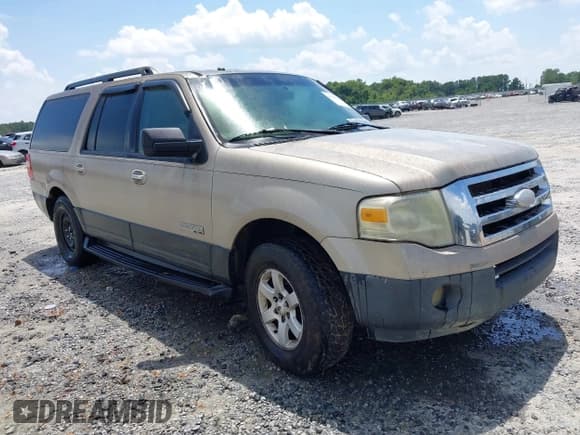 ✅ 2007 Ford Expedition Max XLT • VIN: 1FMFK15557LA47382 • Lot: 42785664. Listed on IAAI with 263,190 mi. Free auction sales archive from the USA and detailed vehicle history report at DreamBid. Image 1.