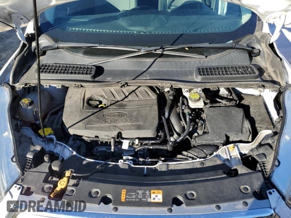 ✅ 2017 Ford Escape SE • VIN: 1FMCU9GD1HUE11325 • Лот: 89575645. Опубликован ранее на Copart с пробегом 147 056 миль. Бесплатный доступ к архиву аукционных продаж из США и подробный отчёт об истории автомобиля на DreamBid. Изображение 12.