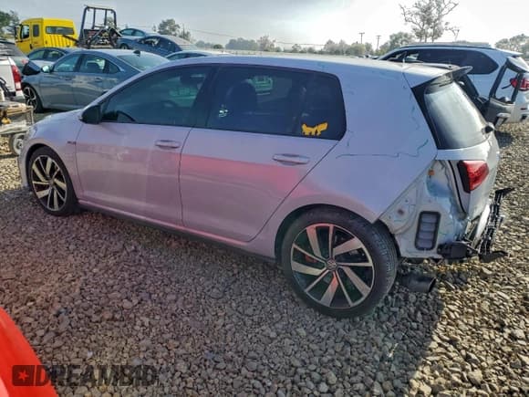✅ 2018 Volkswagen Golf GTI S • VIN: 3VW447AU4JM280081 • Лот: 94588725. Опубликован ранее на Copart с пробегом 92 079 миль. Бесплатный доступ к архиву аукционных продаж из США и подробный отчёт об истории автомобиля на DreamBid. Изображение 2.