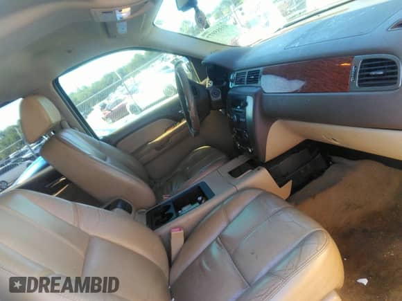 ✅ 2007 GMC Sierra 1500 SLE1 • VIN: 2GTEK13M871685903 • Lot: 43355977. Listed on IAAI with 390,839 mi. Free auction sales archive from the USA and detailed vehicle history report at DreamBid. Image 5.