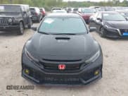 ✅ 2018 Honda Civic Type R Touring • VIN: SHHFK8G77JU204351 • Lot: 42982836. Wystawiony na IAAI z przebiegiem Nie podano. Bezpłatny archiwum sprzedaży aukcyjnych z USA i szczegółowy raport historii pojazdu na DreamBid. Zdjęcie 12.