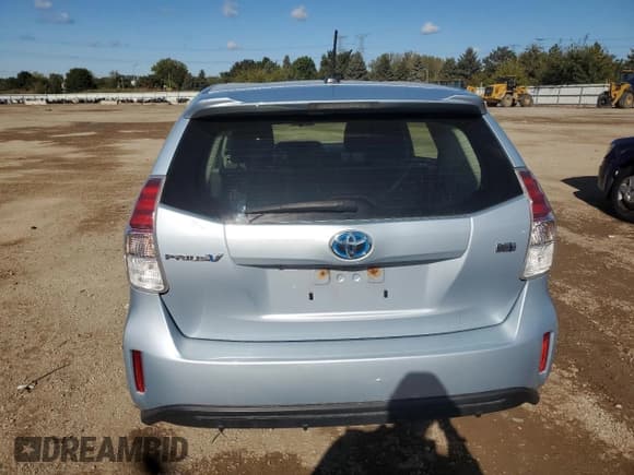 ✅ 2015 Toyota Prius Four • VIN: JTDZN3EU1FJ035395 • Lot: 85365715. Wystawiony na Copart z przebiegiem 114 956 mil. Bezpłatny archiwum sprzedaży aukcyjnych z USA i szczegółowy raport historii pojazdu na DreamBid. Zdjęcie 6.