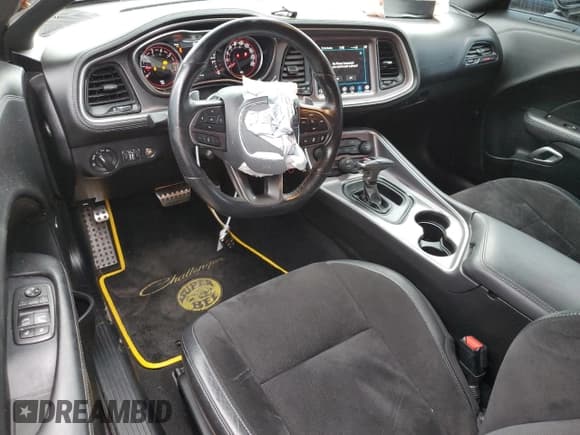 ✅ 2020 Dodge Challenger R/T Scat Pack • VIN: 2C3CDZFJ4LH121141 • Lot: 51495274. Wystawiony na Copart z przebiegiem 24 711 mil. Bezpłatny archiwum sprzedaży aukcyjnych z USA i szczegółowy raport historii pojazdu na DreamBid. Zdjęcie 8.