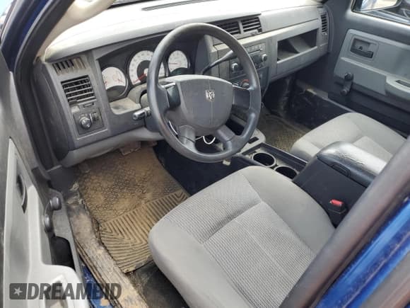 ✅ 2011 Ram Dakota ST • VIN: 1D7RE2BK4BS691632 • Lot: 61149725. Listed on Copart with 192,012 mi. Free auction sales archive from the USA and detailed vehicle history report at DreamBid. Image 8.