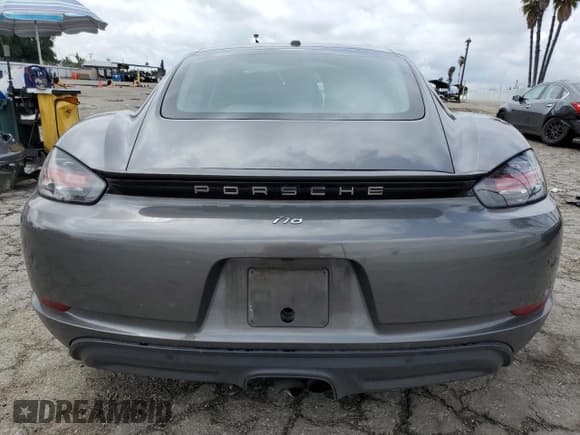 ✅ 2018 Porsche 718 Cayman • VIN: WP0AA2A82JK262271 • Lot: 50431055. Wystawiony na Copart z przebiegiem 50 047 mil. Bezpłatny archiwum sprzedaży aukcyjnych z USA i szczegółowy raport historii pojazdu na DreamBid. Zdjęcie 6.