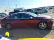 2016 Chevrolet Malibu LT z VIN 1G1ZE5STXGF318477, wystawiony jako IAAI lot #43421477 z przebiegiem 263 830 mil mil oraz . Historia ofert i sprzedaży dostępna na DreamBid. Obrazek 13.