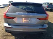 ✅ 2020 Volvo V60 • VIN: YV4102WK7L1038975 • Lot: 65404633. Wystawiony na Copart z przebiegiem 27 633 mil. Bezpłatny archiwum sprzedaży aukcyjnych z USA i szczegółowy raport historii pojazdu na DreamBid. Zdjęcie 6.