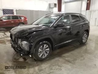 ✅ 2023 Hyundai Tucson Blue • VIN: KM8JBCA13PU097779 • Lot: 63171834. Wystawiony na Copart z przebiegiem 18 976 mil. Bezpłatny archiwum sprzedaży aukcyjnych z USA i szczegółowy raport historii pojazdu na DreamBid. Zdjęcie 1.