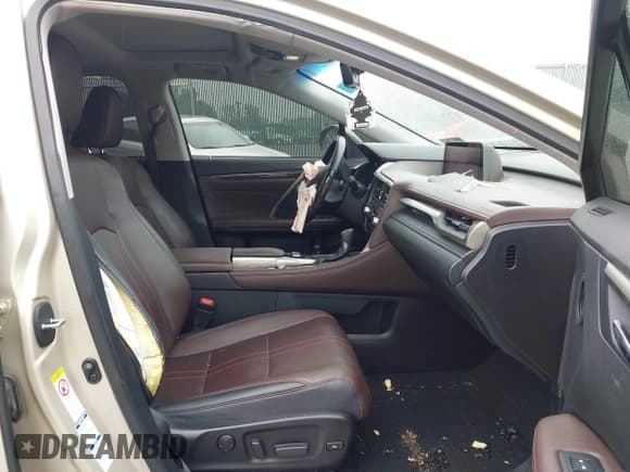 ✅ 2017 Lexus RX 450h • VIN: 2T2BGMCA2HC013703 • Лот: 43201412. Опубликован ранее на IAAI с пробегом 139 161 миль. Бесплатный доступ к архиву аукционных продаж из США и подробный отчёт об истории автомобиля на DreamBid. Изображение 5.