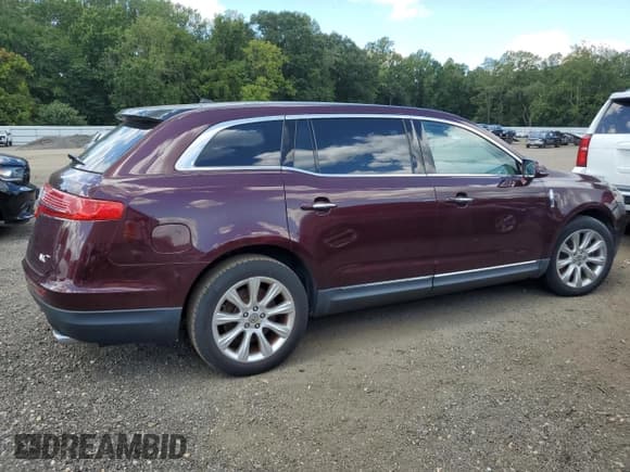 ✅ 2019 Lincoln MKT Reserve • VIN: 2LMHJ5AT2KBL00484 • Лот: 70644725. Опубликован ранее на Copart с пробегом 78 471 миль. Бесплатный доступ к архиву аукционных продаж из США и подробный отчёт об истории автомобиля на DreamBid. Изображение 3.