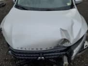 ✅ 2023 Mitsubishi Eclipse Cross SE • VIN: JA4ATWAA8PZ000916 • Лот: 60448815. Опубликован ранее на Copart с пробегом 68 361 миль. Бесплатный доступ к архиву аукционных продаж из США и подробный отчёт об истории автомобиля на DreamBid. Изображение 12.