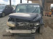 ✅ 2010 Nissan Cube S • VIN: JN8AZ2KRXAT152941 • Lot: 72754064. Wystawiony na Copart z przebiegiem 190 590 mil. Bezpłatny archiwum sprzedaży aukcyjnych z USA i szczegółowy raport historii pojazdu na DreamBid. Zdjęcie 5.